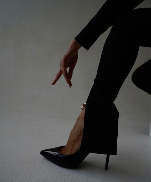 🖤 𝚠𝚎𝚍𝚗𝚎𝚜𝚍𝚊𝚢 🖤