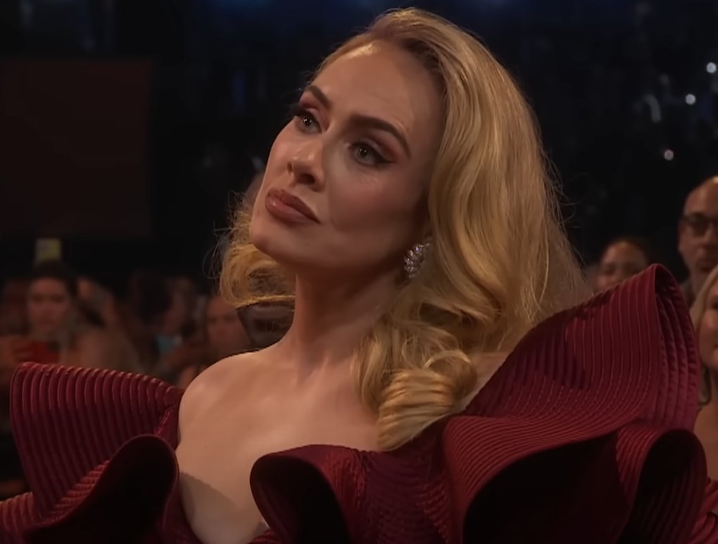 SydDivineTarot's tweet photo. how taurus, cancer &amp; sagittarius placements will look at you when they know you are lying to their face https://t.co/yT4pso2AjH
