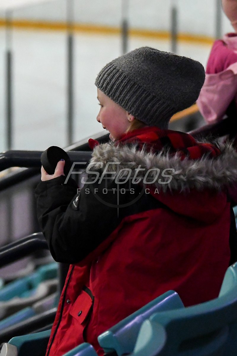 FSFotos (@fsfotos) on Twitter photo The @KWSiskins and <a href="/BanditHockey/">Brantford Bandits</a> faced off in Waterloo Sunday afternoon.
Full FSFotos gallery here: fsfotos.ca/siskins2022-23
<a href="/519sportsonline/">519 Sports Online</a> #localsports #jrB <a href="/GOJHL/">GOJHL</a> <a href="/OHAhockey1/">Ontario Hockey Association</a> #hockeypics #gojhl #jrbhockey The @KWSiskins and <a href="/BanditHockey/">Brantford Bandits</a> faced off in Waterloo Sunday afternoon.
Full FSFotos gallery here: fsfotos.ca/siskins2022-23
<a href="/519sportsonline/">519 Sports Online</a> #localsports #jrB <a href="/GOJHL/">GOJHL</a> <a href="/OHAhockey1/">Ontario Hockey Association</a> #hockeypics #gojhl #jrbhockey