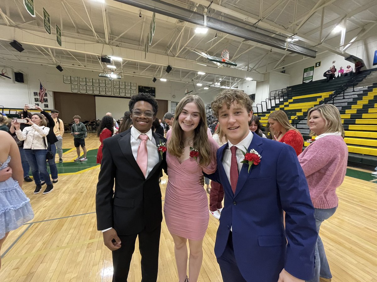 Congrats to our Band Sweetheart Nominees! 💗