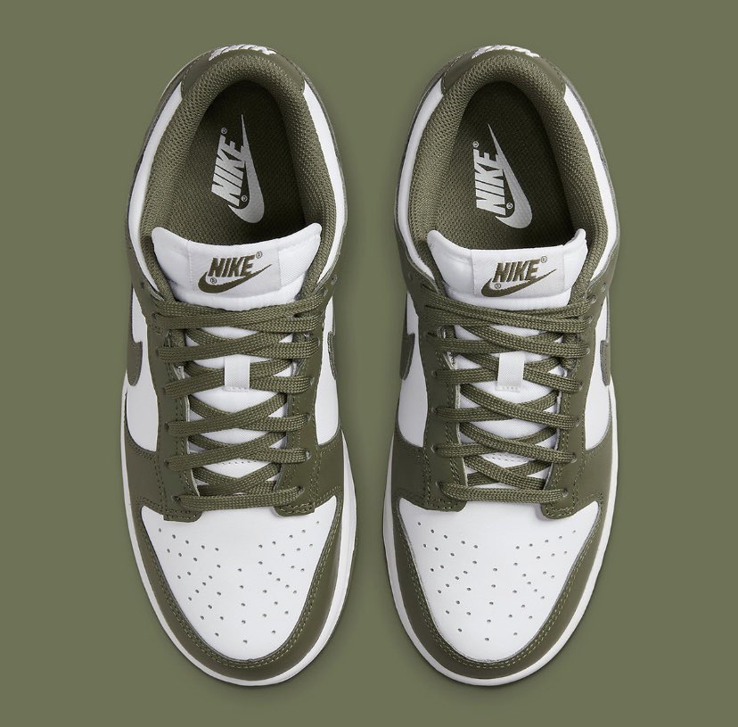 tattoooto's tweet photo. Nike Dunk Low “Medium Olive” 🫒. https://t.co/P5AFYBdrXM