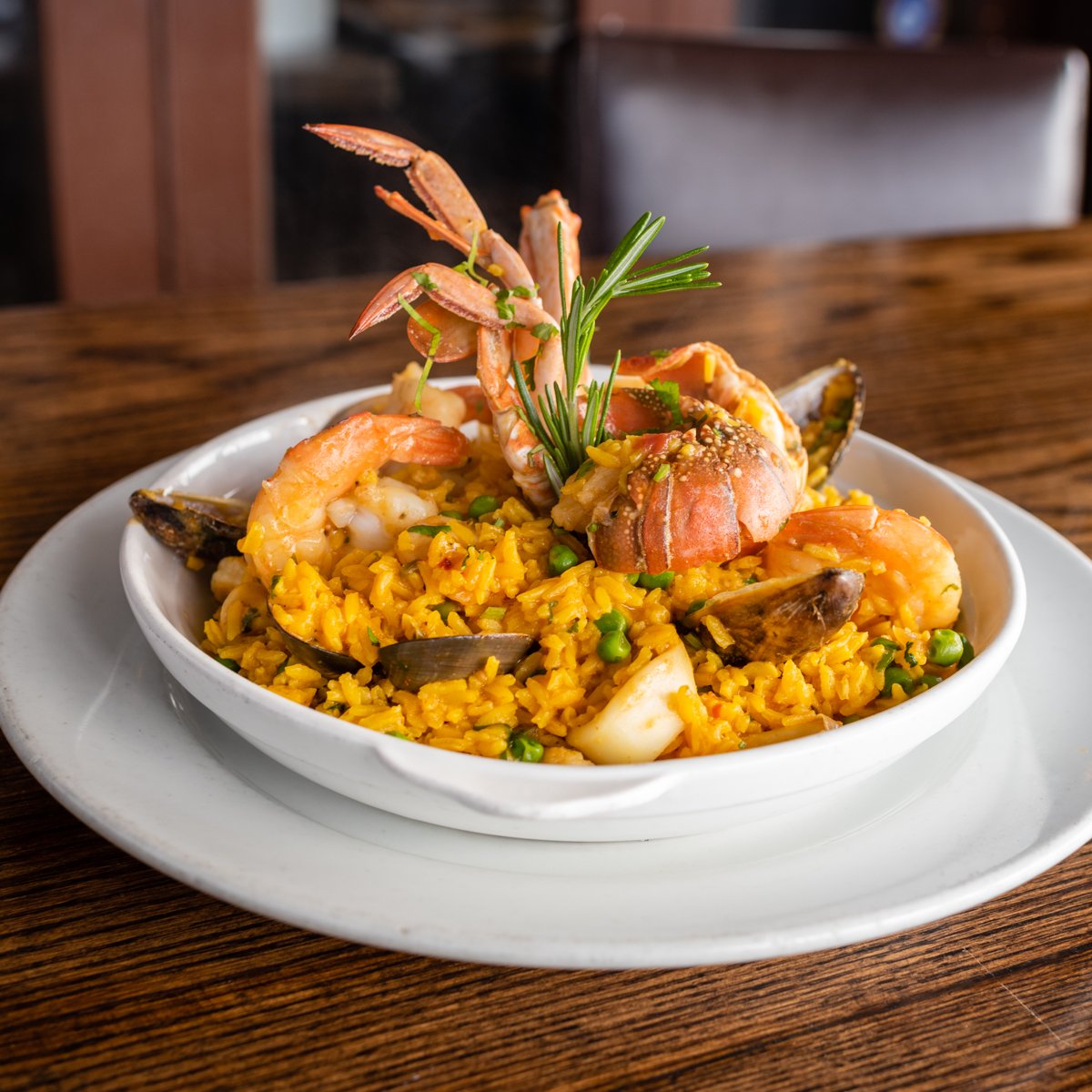 If you're in The Bronz, delicious Cuban food is right around the corner! Swing by to try it for yourself.