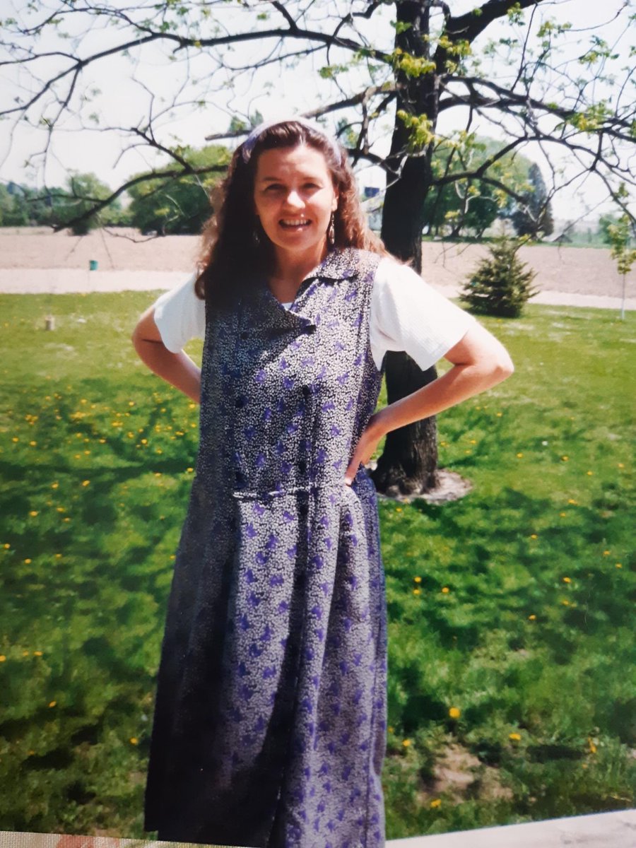 irwin_brenda's tweet photo. I am fascinated by friends and family habit of posting fave pics of me on FB along with birthday wishes.
Happy Birthday ๐ฅณ to me.
Circa - life as a middle school teacher pic before VC. Just missing my personal sized chalkboard in this one. ๐ณ
#OneYearWiser https://t.co/GyzyOwx80V