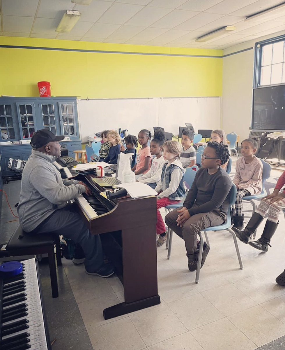 It’s music time with Mr. George at @plessyschool 🎶 #nolaed #joy #futuregrammywinners
