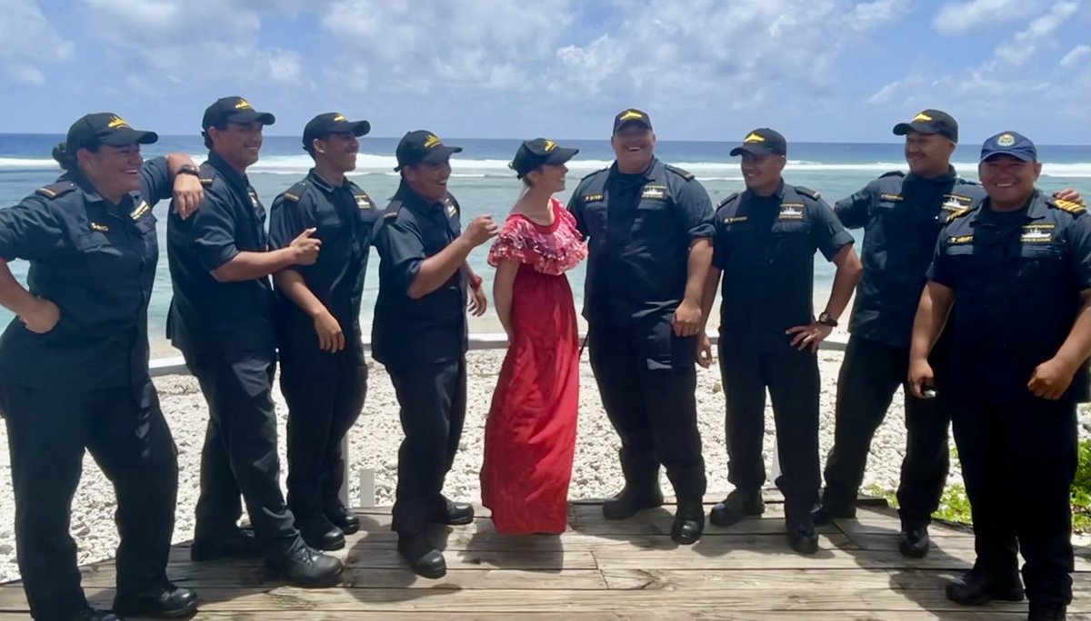 Delighted to host Captain Henry of Aus-gifted Te Kukupa II and those of his crew heading to Cairns for Advanced Seamanship training and wish them fair winds and following seas. A privilege to learn about their work to help Cook Islanders keep safe. <a href="/cipolice/">Cook Islands Police</a> #AusNavy