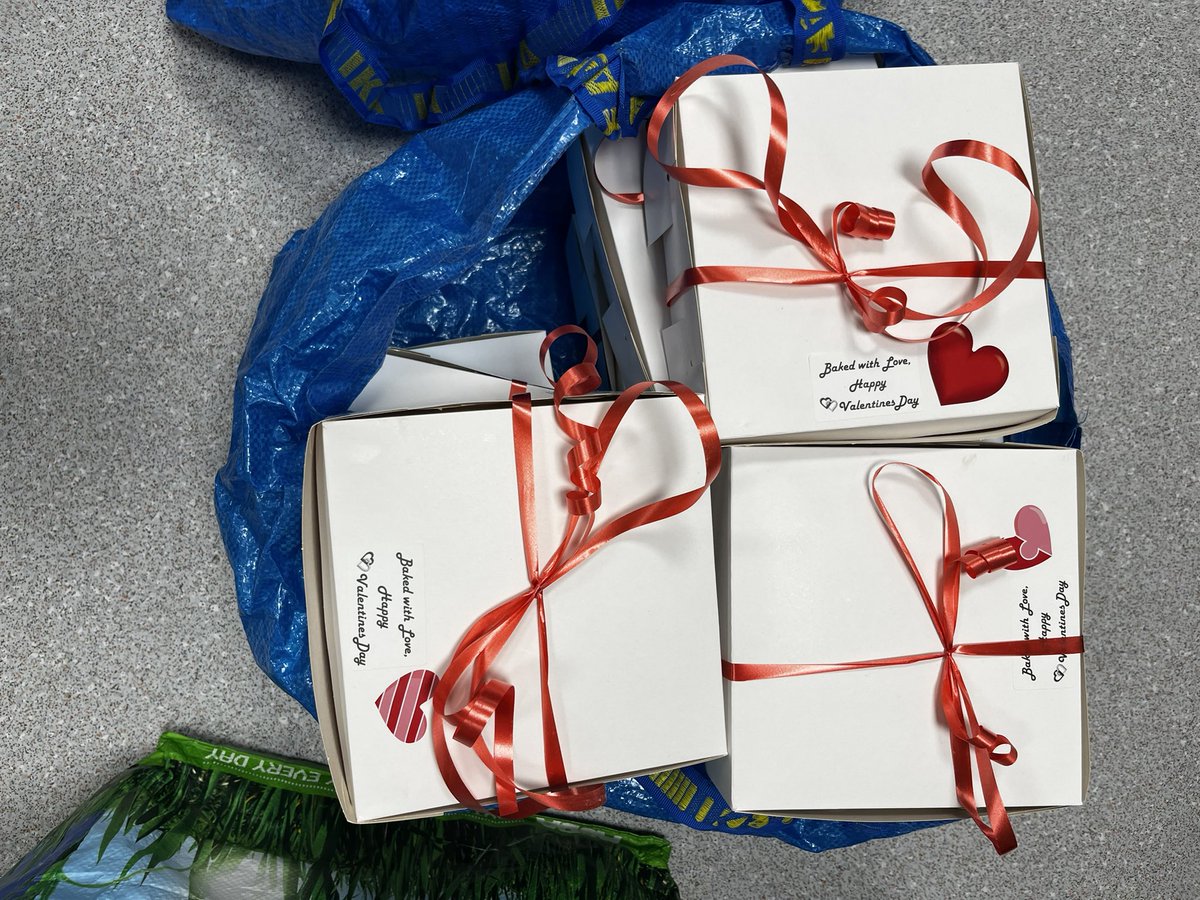 Mrs McPake HE (@mrsmcpakehomeec) on Twitter photo Well done Skills for Work Hospitality on successfully completing your second event. Valentines came early for recipients of their delicious sweet treat boxes 💘 🧁 <a href="/CN_HS/">Cardinal Newman HS</a> Well done Skills for Work Hospitality on successfully completing your second event. Valentines came early for recipients of their delicious sweet treat boxes 💘 🧁 <a href="/CN_HS/">Cardinal Newman HS</a>