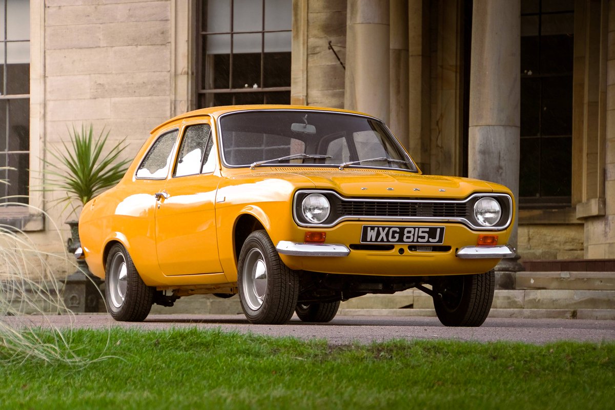 thecarcrowduk's tweet image. What generation #FordEscort would you take home and why?

#ford #escortrs #rs #thecarcrowd #cars #fordrs