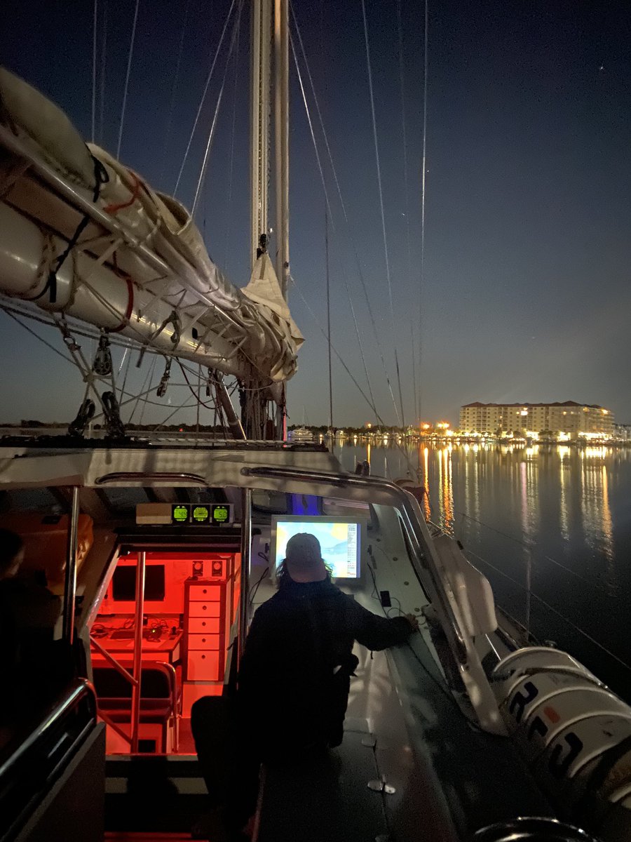 So delighted to be heading offshore with the Song of the Whale crew again! 
Hoping for North Atlantic right whales, but I’ll be content with some good star gazing and a couple days away from my computer