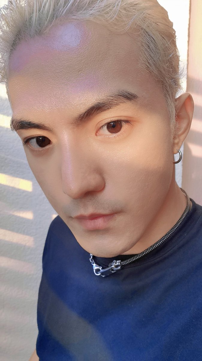 severinosaurus's tweet image. #PHP_JP: Paano ko ba aaminin kung takot na merong masabing mali?Araw-araw, lagi-lagi kang nasa isipan ko.

Get ready to confess using MNLUV lyrics. Stream MNLUV now. ♥️ 
Link: youtu.be/HmSoGftsltw

PHP MNLUV OUT NOW
#PHP_MNLUV #MNLUVwithPHP
#Press_Hit_Play #PHP @PressHitPlay