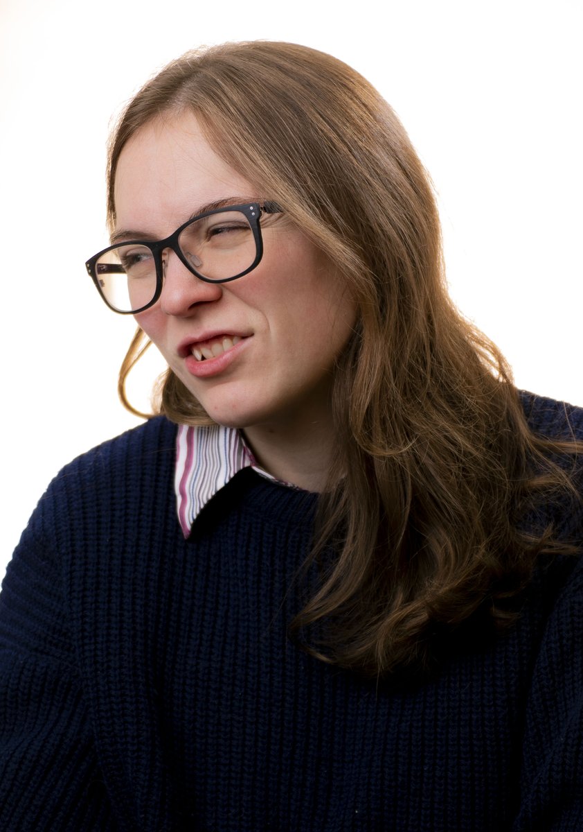 What am I reacting to? Wrong answers only.

Thanks to my bro <a href="/TheTrueRocka/">Craig 🍃</a> for the new profile pic and proving that the camera truly is the gateway to the soul