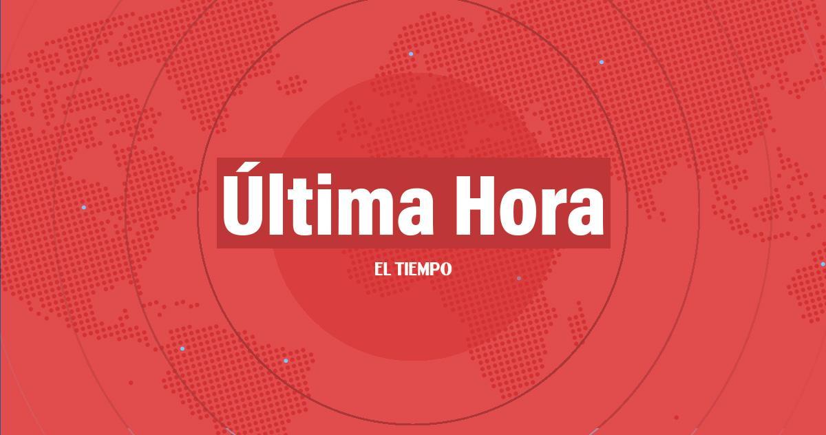 ELTIEMPO's tweet photo. 🚨 ATENCIÓN | Atención: se registra fuerte sismo en Cundinamarca. Los primeros reportes indican un sismo de una magnitud de 4. Noticia en desarrollo ► https://t.co/raZoPAtOq6 https://t.co/AtP47sRvZ6