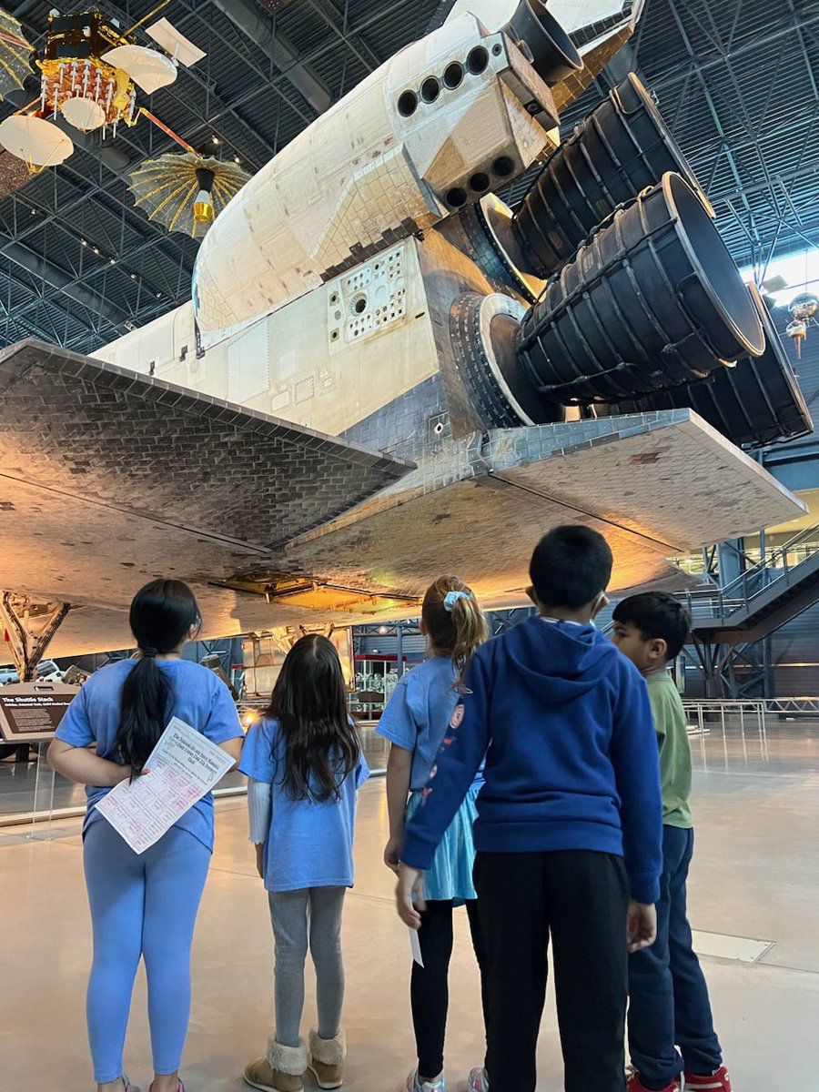 MsNarkevic's tweet photo. What a great day on our first field trip to the Air and Space museum! @RLC_Coyotes https://t.co/5aNd7uD5zf
