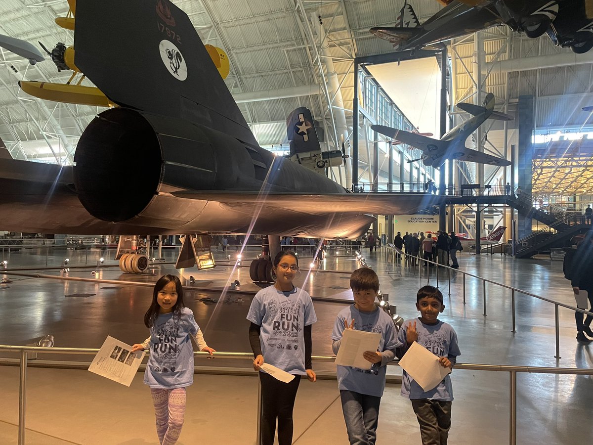 MsNarkevic's tweet photo. What a great day on our first field trip to the Air and Space museum! @RLC_Coyotes https://t.co/5aNd7uD5zf
