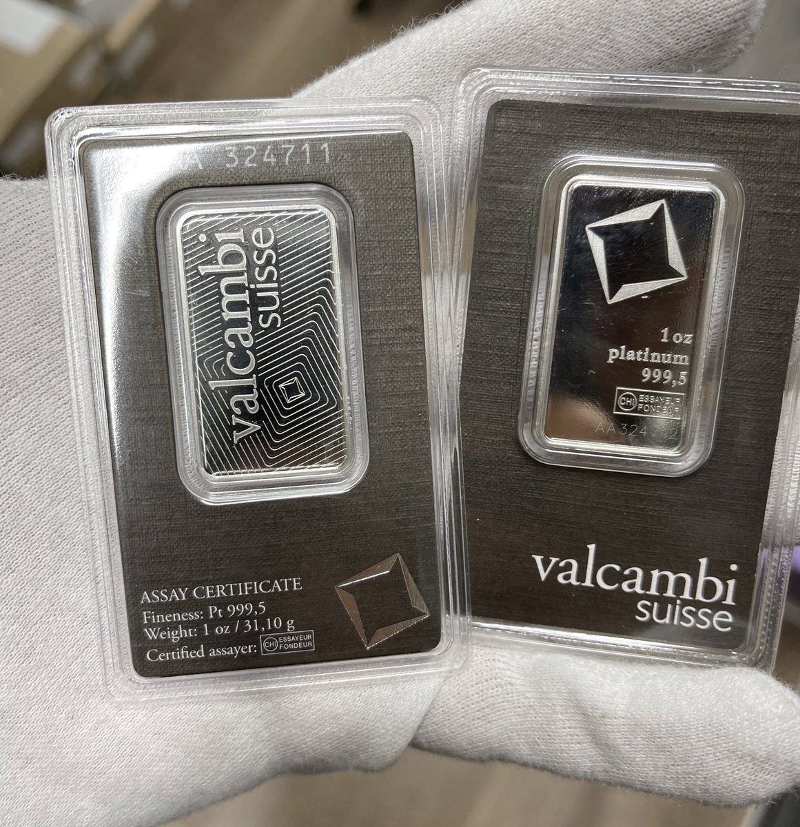 au_bullion's tweet photo. #Platinum doesn’t seem to get as much love in precious metal circles. 

Some say it’ll squeeze harder than #silver!!

What are your thoughts? 👀 https://t.co/6ew47C9mEx