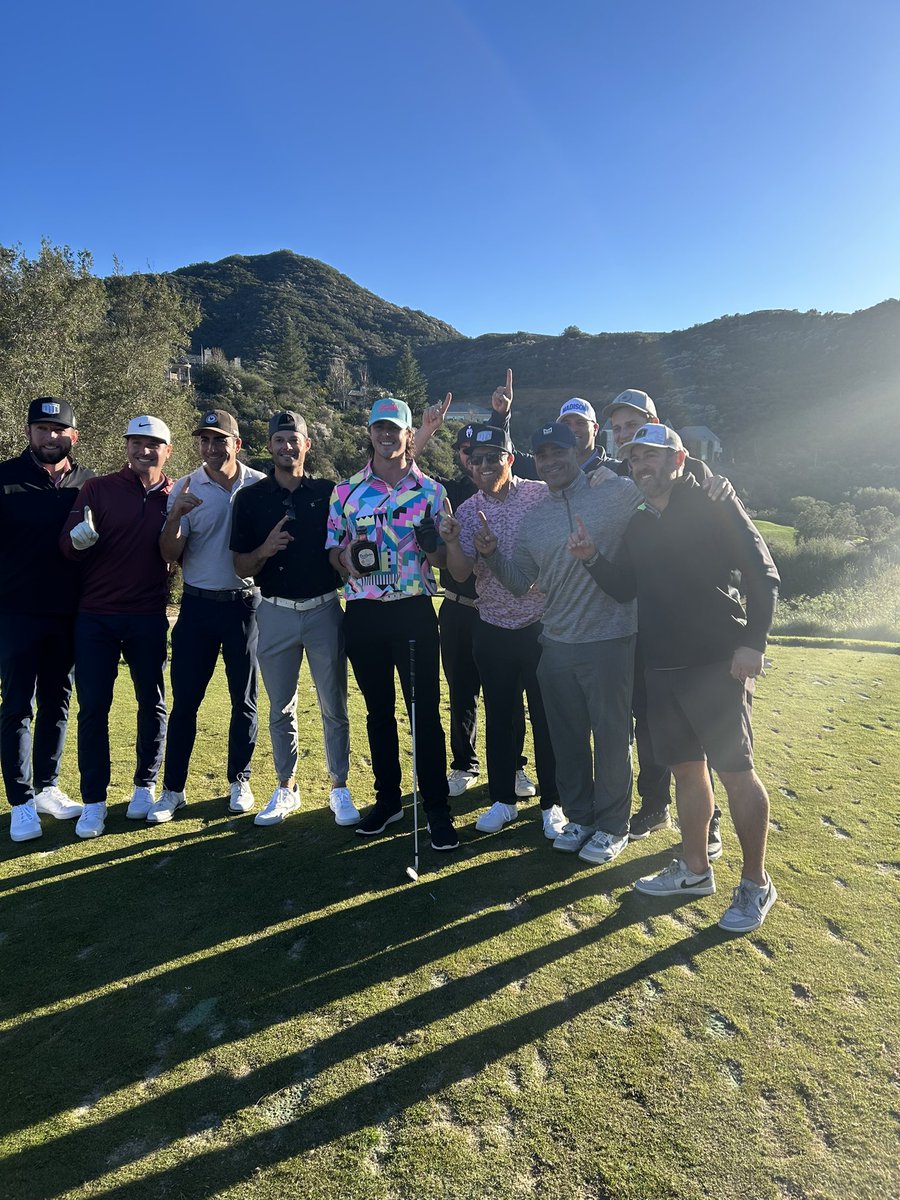 #Dodgers Pitcher <a href="/ryanpepiot2/">Ryan Pepiot</a> 181 yard Hole in 1!!! #MLB