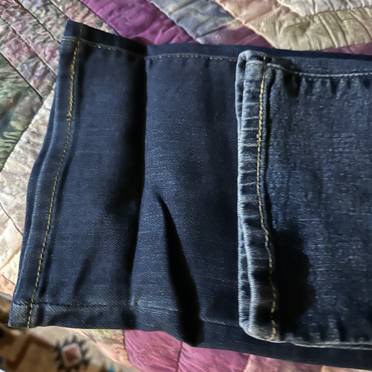 bethwicker's tweet photo. @LeviStraussCo The top pair are one of my vintage Levi’s, S length. The bottom is today’s version of the same size and also supposedly S. !?!?! Why do you think short folks want our pants dragging on the ground??? #fashionassault #notmysize #heightdiscrimination #levis #jeans https://t.co/n1IqJOXUal