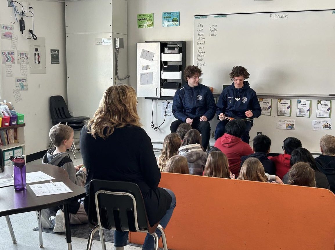 Thanks to Mayor Earl Funk and some of the Steinbach Pistons for reading to our students. They ❤️ to be read to!