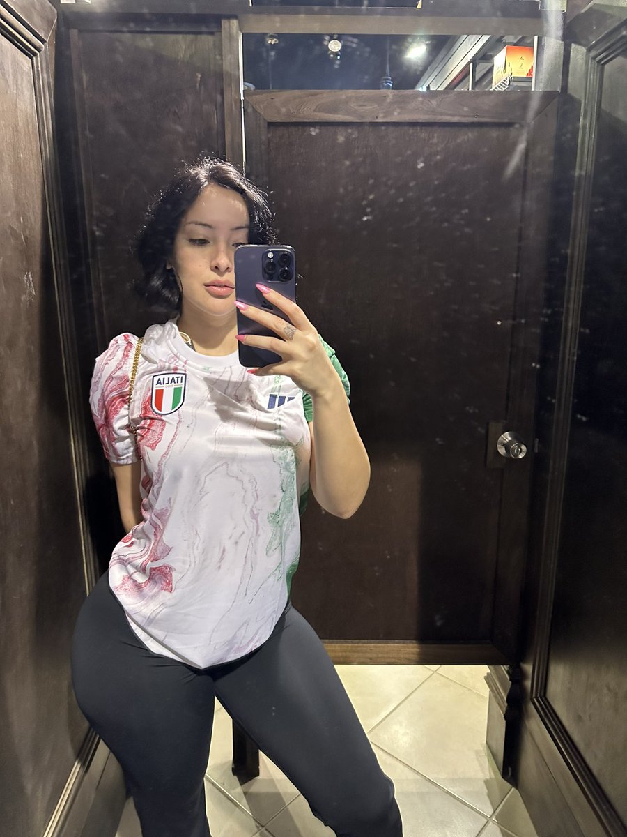 on Twitter: "RT @Woesenpaixo: Thiq"