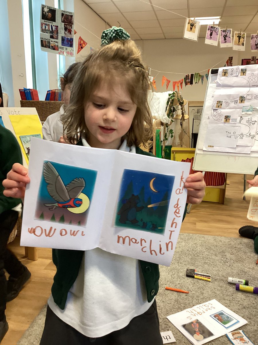 MeadowsideElm's tweet photo. Phonics fun in reception. Applying our recently learnt phonemes. #meadowsidewriting https://t.co/6ioSntv377