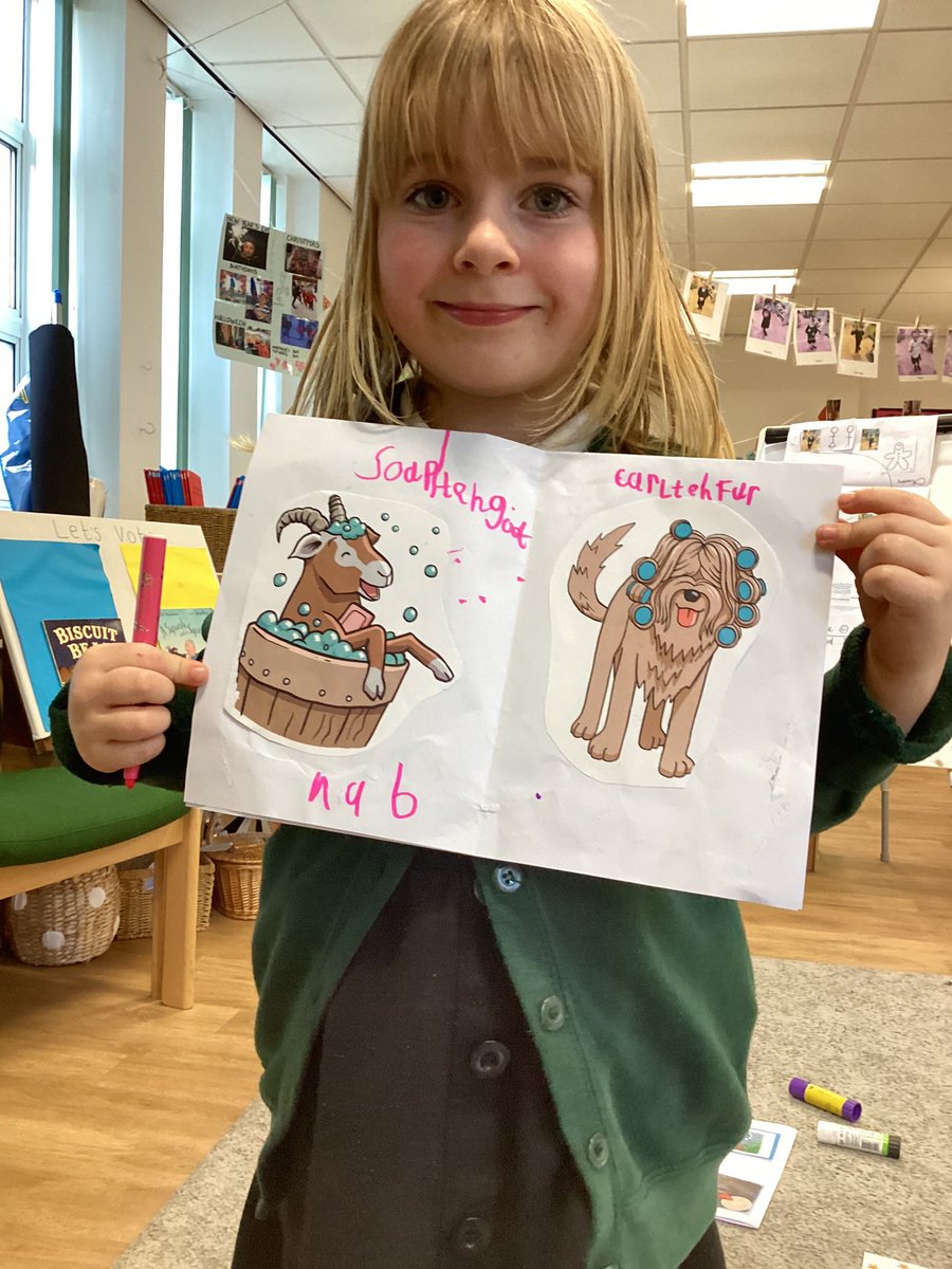 MeadowsideElm's tweet photo. Phonics fun in reception. Applying our recently learnt phonemes. #meadowsidewriting https://t.co/6ioSntv377