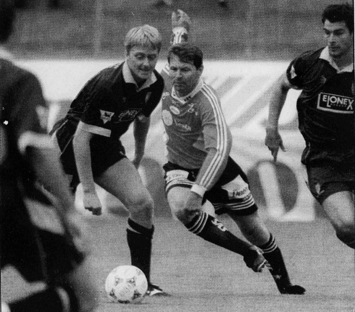 RetroBrann's tweet photo. #CliveAllen er igjen en snakkis pga et videoklipp. Høydepunktet i karrieren kom imidlertid her: https://t.co/m0Vds6JiFs