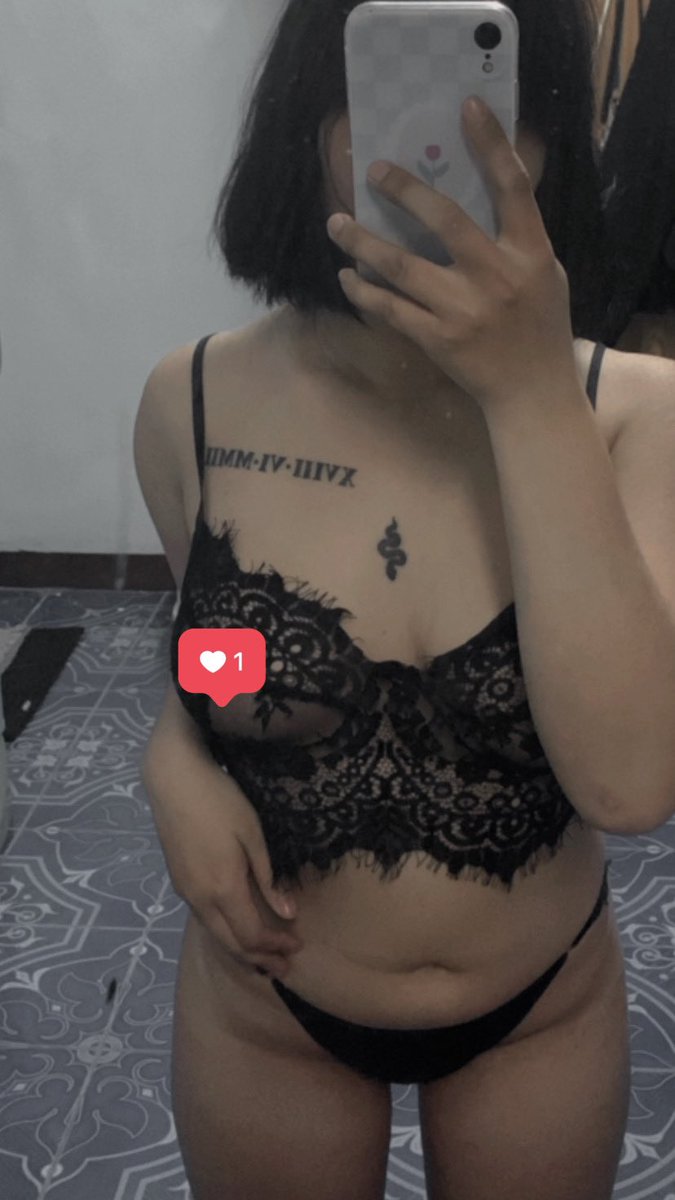 xna_GG's tweet photo. ตัวแค่เนี้ย พี่คงอุ้มไหวนะคะ 😘

กดรีให้จีหน่อยน๊า 🥺
#สาวอวบน่าเย็ด #ขี้เงี่ยน #นัดเย็ด #ฟิลแฟน #fwbกทม #onsกทม #bdsm https://t.co/y043vpejjX