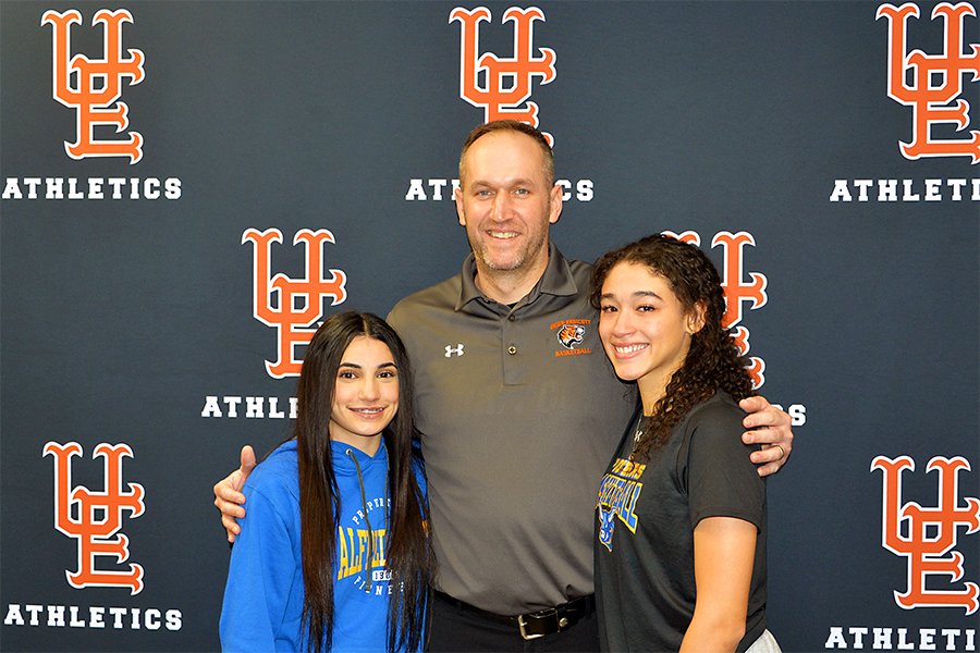 UECSDTigers's tweet photo. Congrats to Jaiden and Neroj, who both signed their commitment letters to play basketball @AlfredState @ascathletics @AlfredStateWBB @tigers_ue @UE__Basketball #HornsUp #AlfredState #UEClassof23 #TigerPride https://t.co/CKOMUqzyww