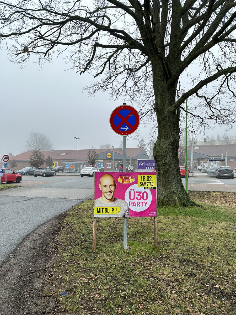 adrian_klie's tweet photo. Nimm das #GenZ! #OliP https://t.co/kP6pnNPnEp