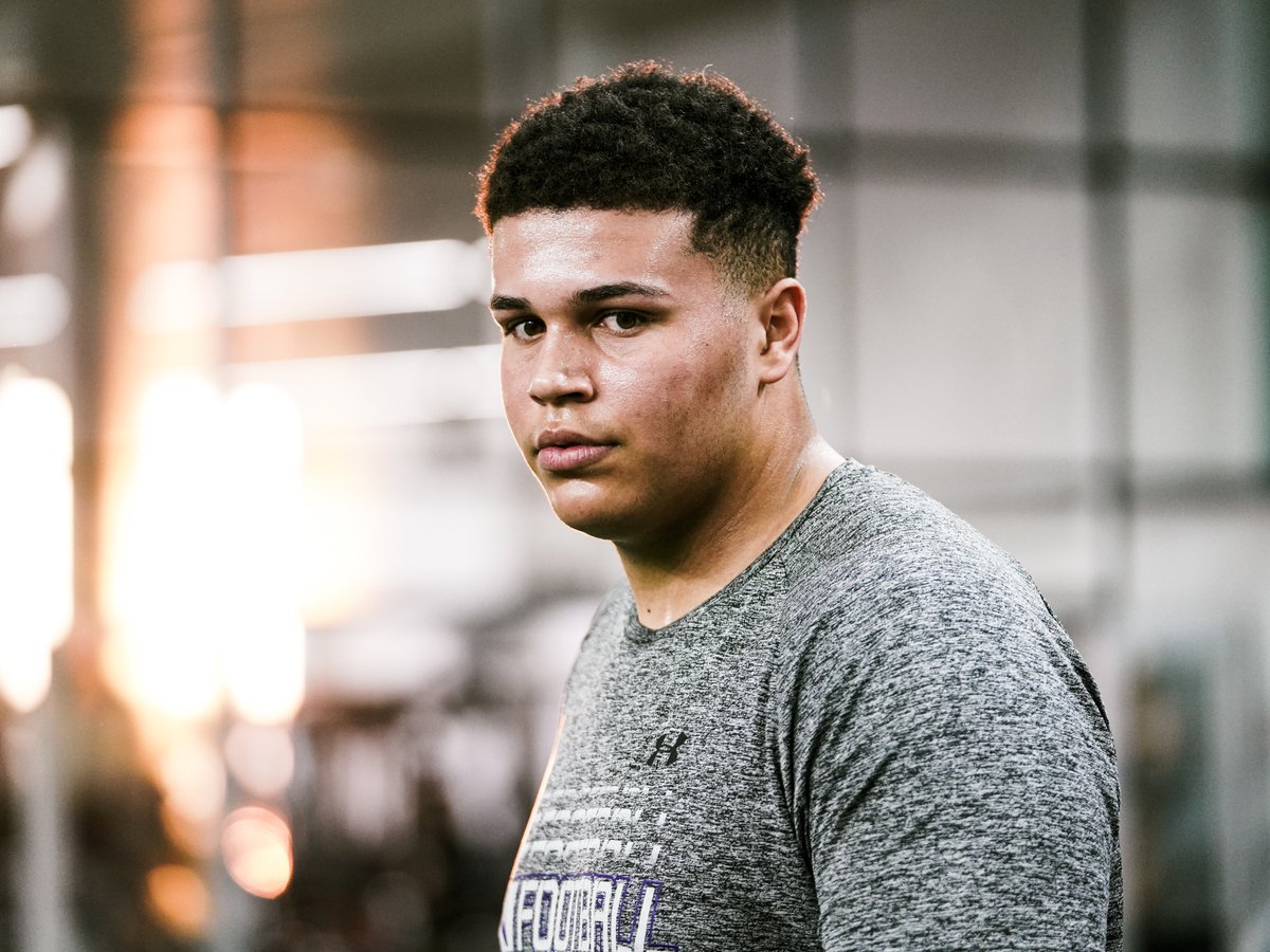 NUFBFamily's tweet image. Early morning work 🌅

#GoCats