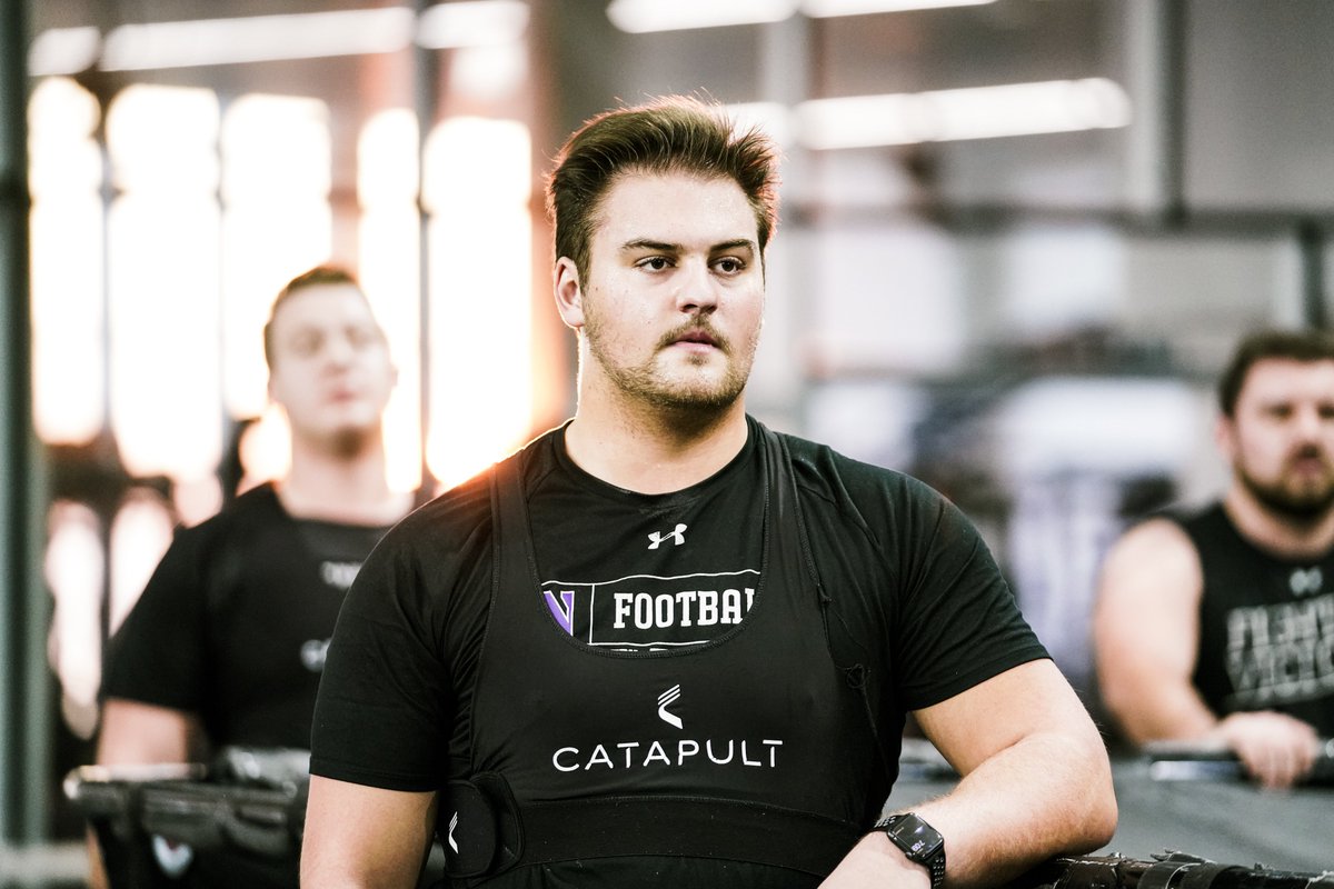 NUFBFamily's tweet image. Early morning work 🌅

#GoCats