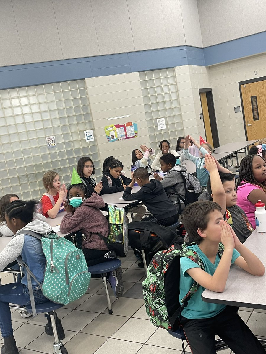 Great way to end the day with some rainbow breathing!! Thanks <a href="/lvinthejourney/">Dawn Jones</a>!! #NationalSchoolCounselingWeek