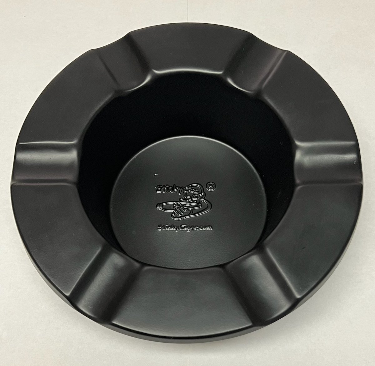 Stinky Cigar Ashtrays tweet media