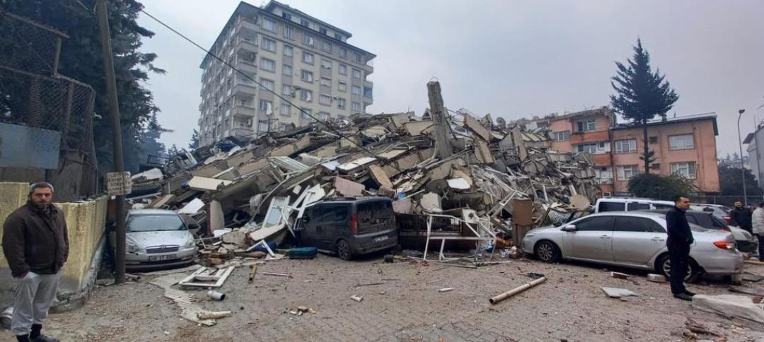 20 saattir can yoldaşım şu yığının içinde. Allah aşkına artık bir şeyler yapın tükendik. Akevler torunlar apartmanı lütfen bir an önce ulaşın 
<a href="/AFADBaskanlik/">AFAD</a> <a href="/AFADHatay/">AFAD HATAY</a>
#hatayyardimbekliyor