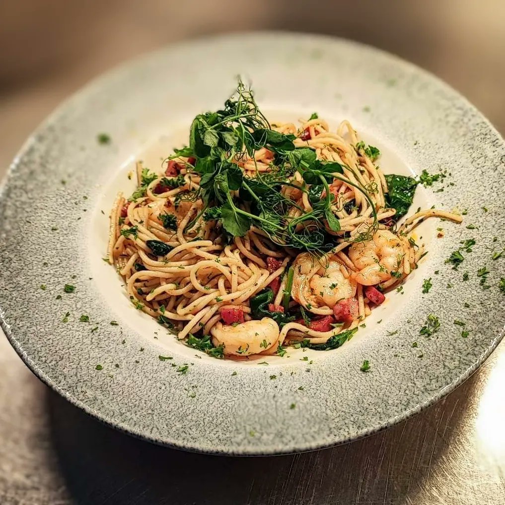InnWoodyinn's tweet photo. Pan Fried Gurnard Fillets and a King Prawn &amp; Chorizo Spaghetti! #seafood #foodlover #fish https://t.co/FL4qFoDgz2