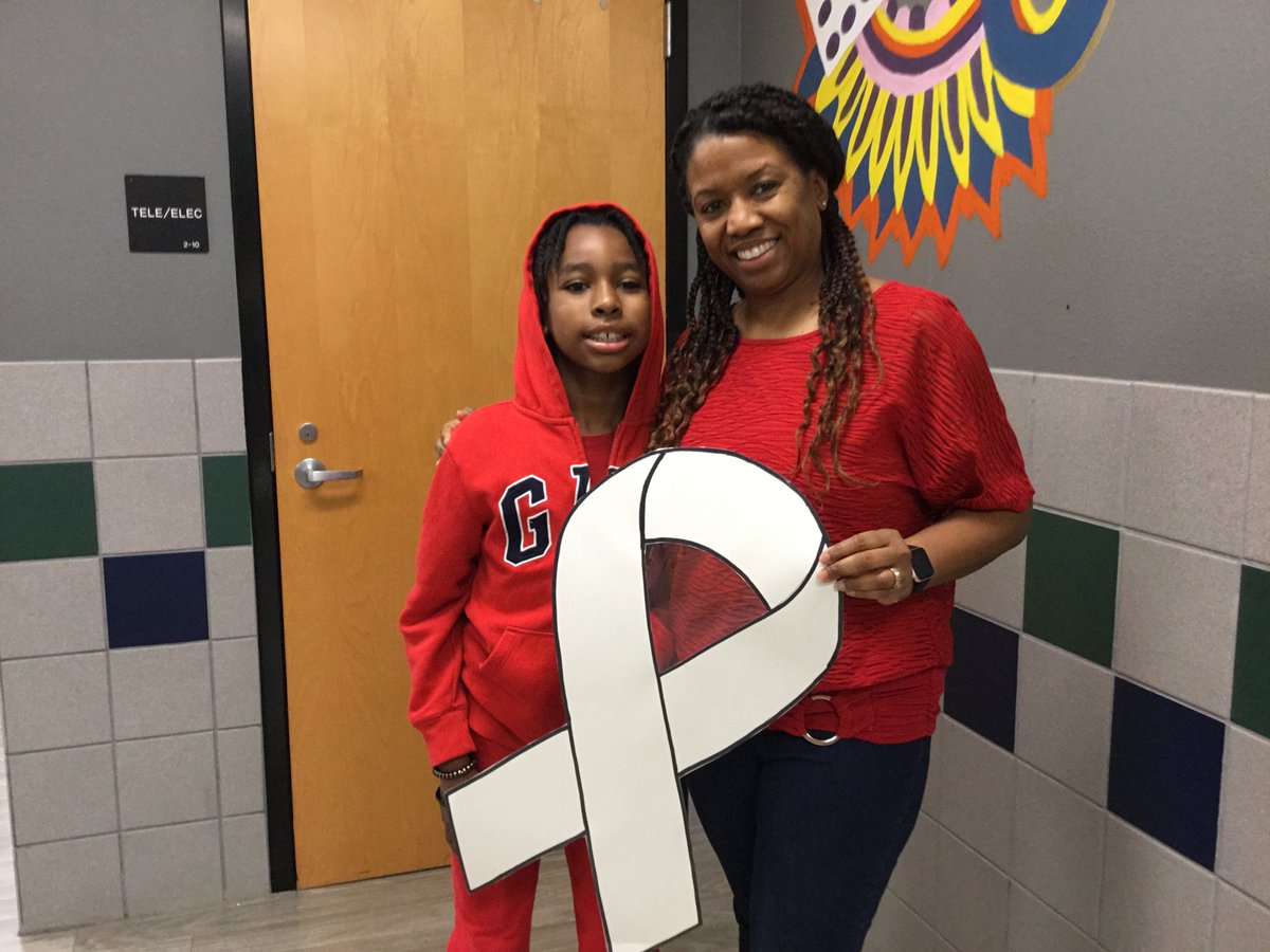 mansfieldisd's tweet photo. Thanks so much to everyone for showing their #ColorsForCaring in support of those affected by cancer. Days like this remind us that we are not alone. See more photos from today here: https://t.co/21QtqjOhkI. https://t.co/1FAnV7383m