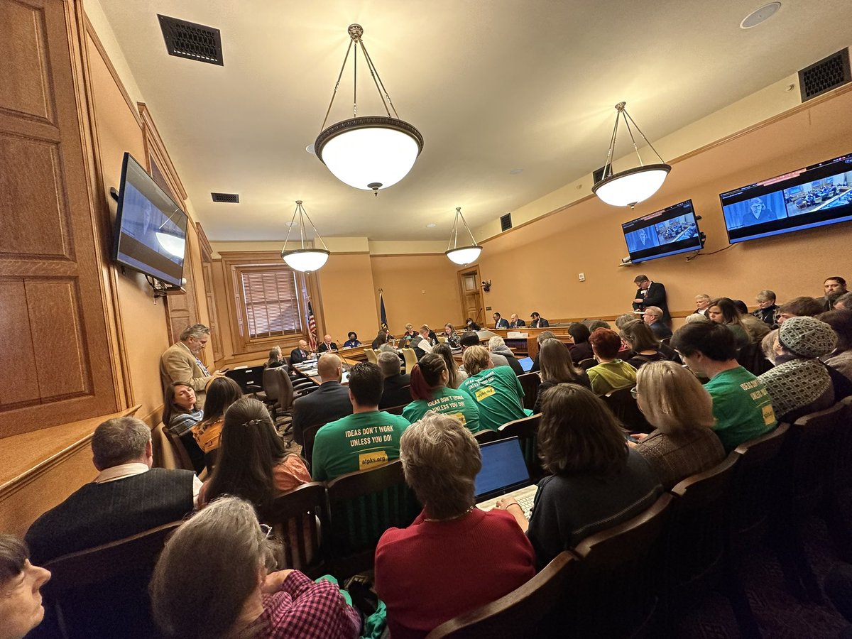 Dr. Craig A. Correll tweet media