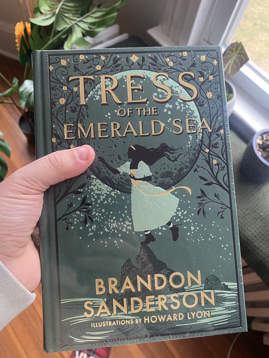 collinaberg's tweet photo. Finally got my copy of Tress and it’s probably the most beautiful book I now own. Thanks  @BrandSanderson and @DragonsteelBook https://t.co/8XirmS4Y9W
