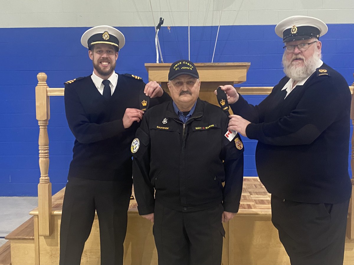Promotion Alert 🚨 🚨🚨
We have three new promotions here at HMCS CABOT! 
Sailor Second Class Reynolds, promoted to Sailor First Class! 
Master Sailor Lau, promoted to Petty Officer Second Class!
Petty Officer Second Class Mackenzie, promoted to Petty Officer First Class!