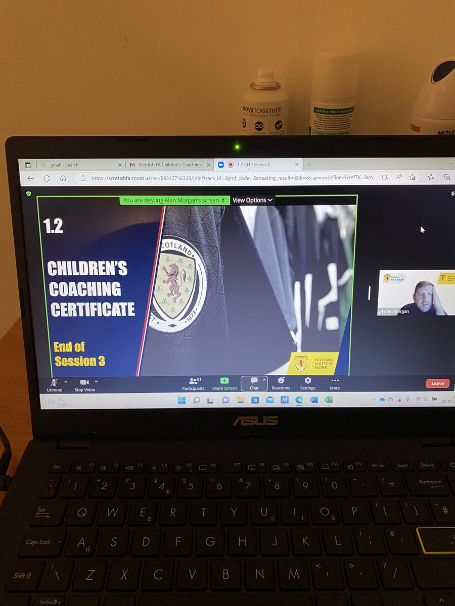 robin_chambers9's tweet photo. Really enjoyable @ScottishFA coaching course last couple of weeks. Plenty of ideas to take to the boys at @payfc_official #sfacoached #footballcoaching https://t.co/Qh91n3IfJs
