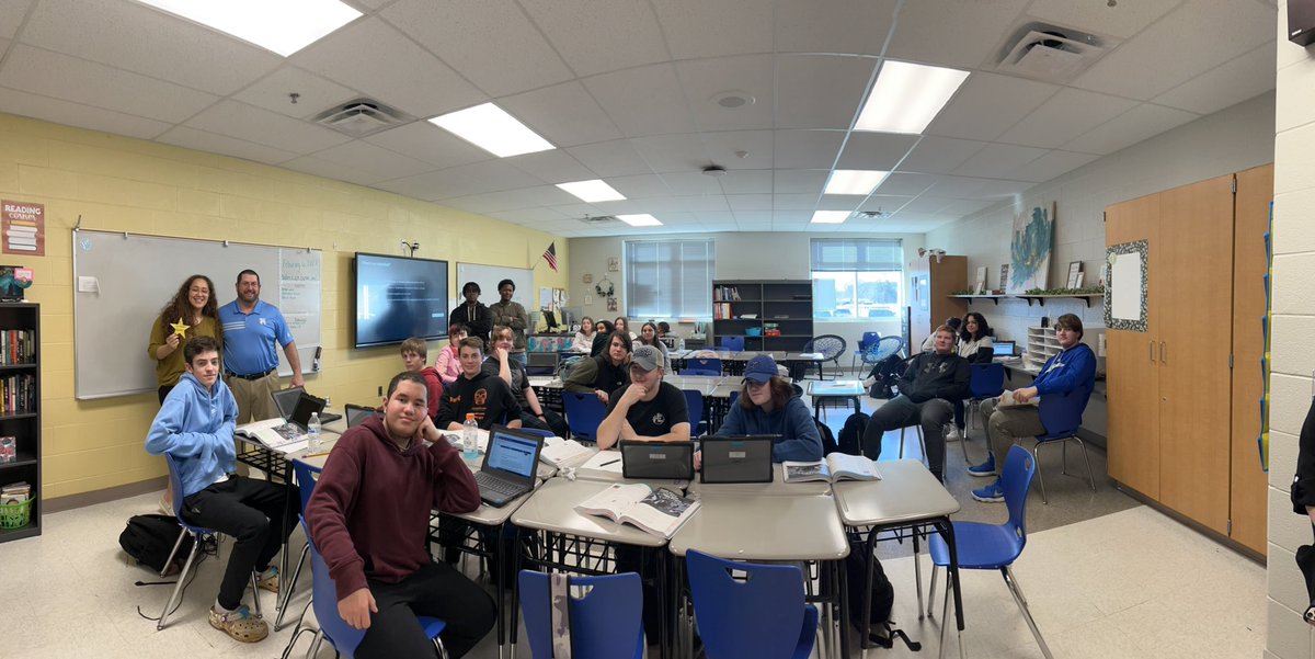 RockvaleHigh_TN's tweet photo. Congrats to our January Super Star teachers, Mr. Fancher and Ms. Harrison https://t.co/0byqbHksZ1