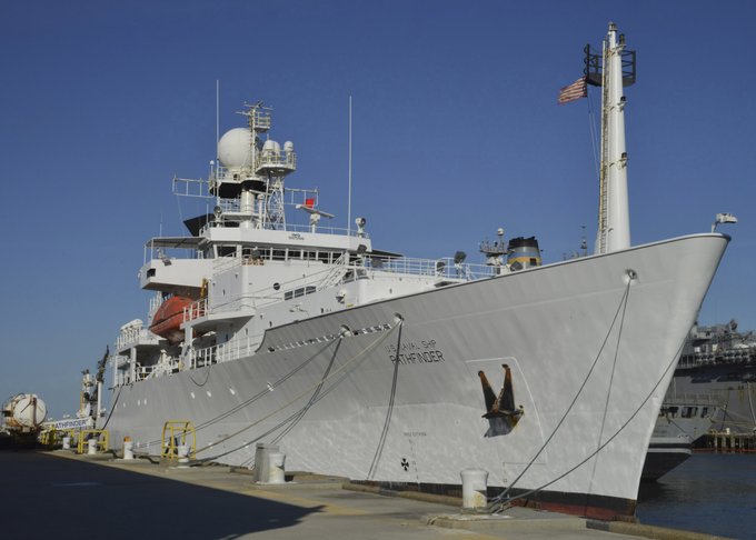 ♦♦♦♦ Actualités Maritimes ♦♦♦♦ - Page 20 FoUIpplWYAEptUn?format=jpg&name=small