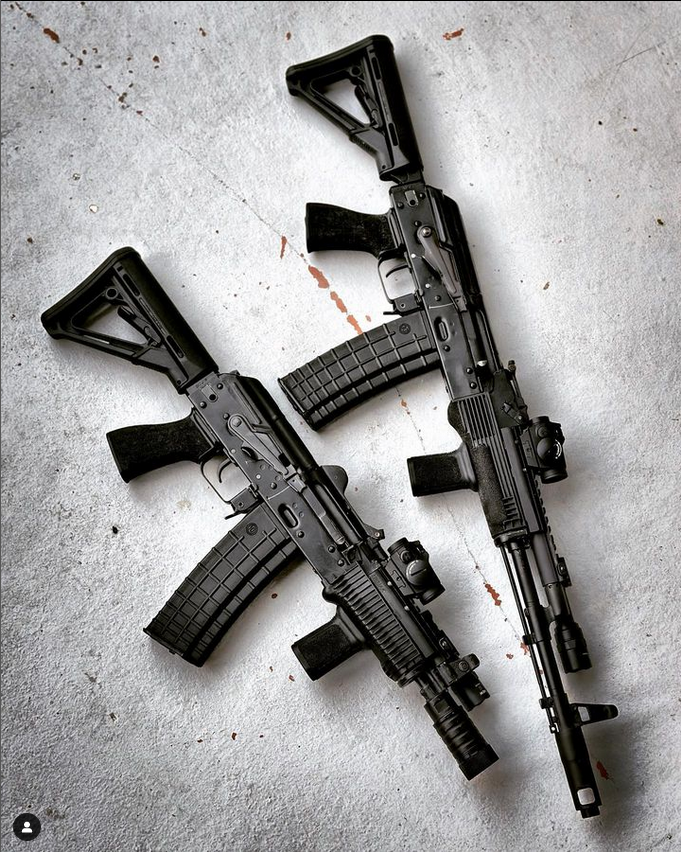 Just a handful of the ((10)) 5.56 mags left from that big shipment!

@ak74_nato showing off the twins! 

TWINNING! 

106 fighters. 

#krink #aks74u #krinkov #slr106 #arsenalak #arsenalinc #ak74u #ak74 #natoak #bulgariankrink #ak74 #fightingak #kalash #kalashnikov #kalashlife