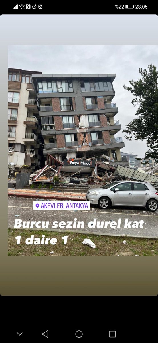 Akrabam hala enkaz altında ulaşamıyoruz lütfen yardım edin ailesi başında bekliyor bir şey yapamıyoruz lütfen ekip yollayın buraya artıkk !! 

Akevler mah fahrigöktürk cad mehmetgöktaş apartmanı  Antakya / Hatay

#deprem
#Hatay
<a href="/haluklevent/">Haluk Levent ( Ahbap Ekibi )</a>
<a href="/AFADHatay/">AFAD HATAY</a>
<a href="/AFADBaskanlik/">AFAD</a>
<a href="/OguzhanUgur/">Oğuzhan Uğur</a>