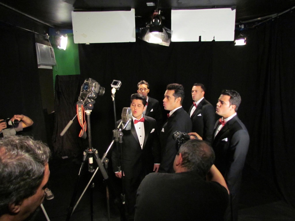 KikoFeitosa3's tweet image. Produção do THE SIX feita pela minha produtora COPABACANA PRODUÇÕES.

#producaoindepende
#produção
#audiovidual
#cinema
#documentarios
#publicidade
#videoclipes
#showaovivo
#criacaodeconteudo