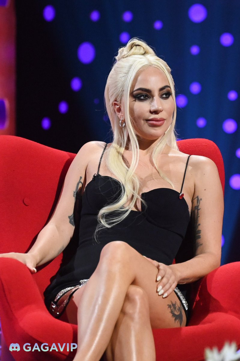 LGTHELOML's tweet image. she looked extra gorgeous here