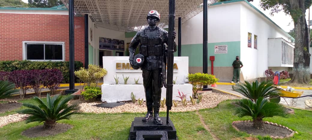 hospimilTiuna's tweet photo. #Importante ||👉|| En el marco del plan #YoSiQuieroAMiHospital♥️ llevamos a cabo mantenimiento de nuestro icono del servicio de emergencia #PorLaSaludDeLaPatriaJuntosVenceremos #HMVSS #JuntosPorLaPatria #saludable #ecologie #VidaSaludable #FANB https://t.co/Q75xBopAy5
