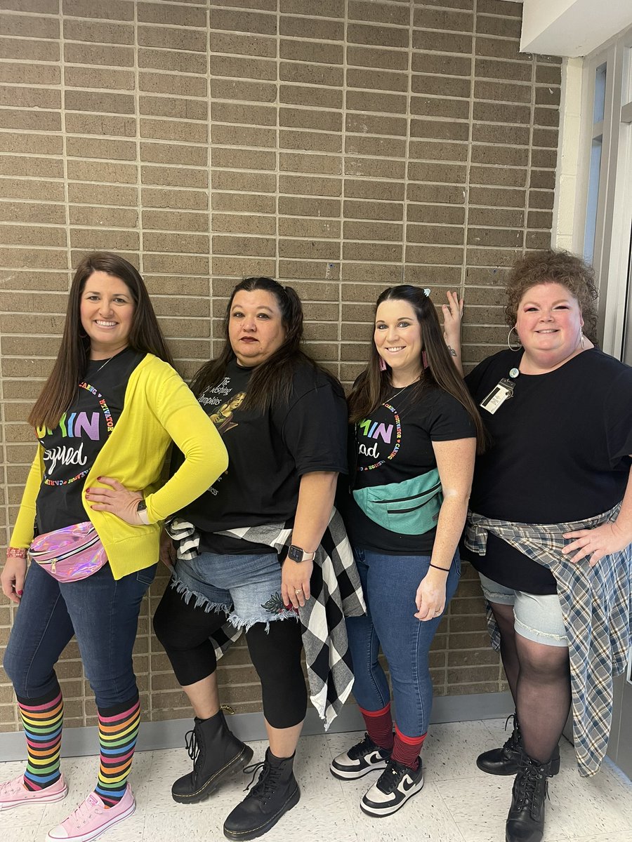 KingofReading31's tweet photo. We celebrated the 90’s all day today at @yes_falcons! #fun #schoolspirit #96thday https://t.co/seXecBfMQF