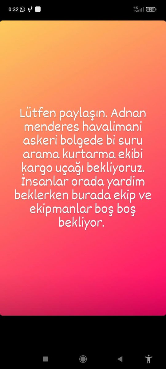 ebesiningozu's tweet photo. Adiyaman’a gidecek olan ekip saatlerdir Adnan Menderes havalimanı’nda kargo ucagiyla alınmayı bekliyor o kadar ihtiyac varken.
@AFADBaskanlik @ahbap @TC_icisleri @haluklevent https://t.co/cUU11aH0m8