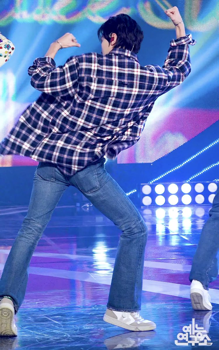 mabearfullsun's tweet photo. ขาม้าเตรียมขาดตลาด แม่น้องดงจะพากันไปเหมามาให้ลูกใส่คนเดียว https://t.co/zwFfxlzDhY