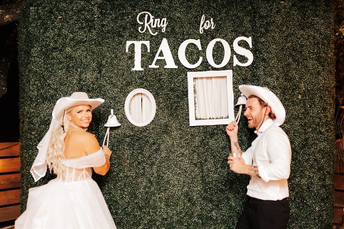 Royal Fig Catering tweet media